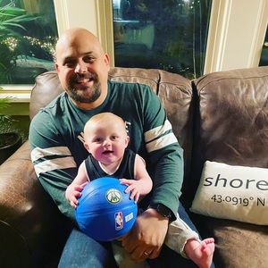 Meet your Posher, Adam